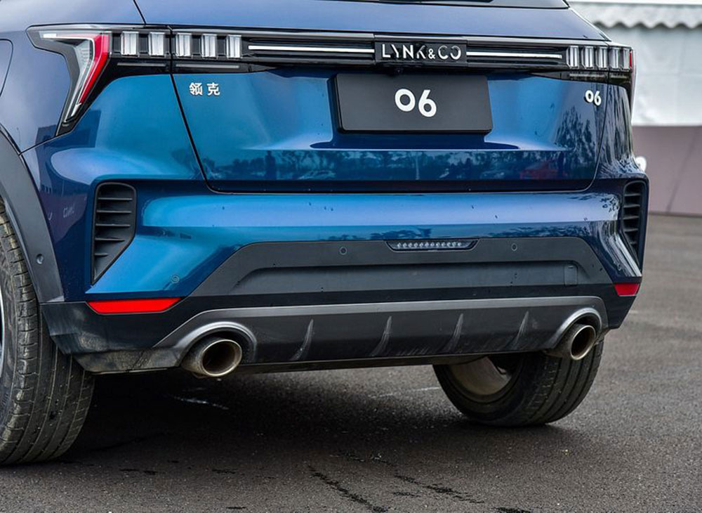 Lynk & Co 06